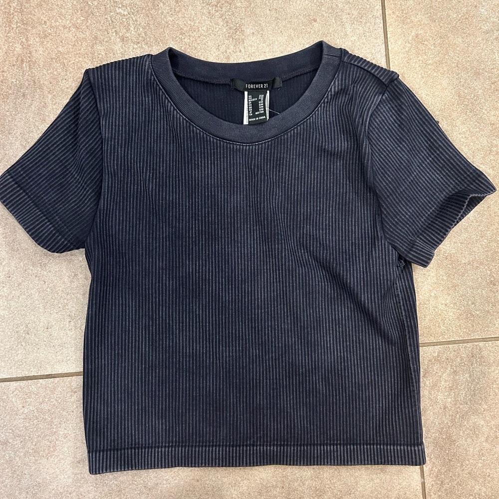Forever 21 Ribbed Black Short Sleeve Top Size S/M